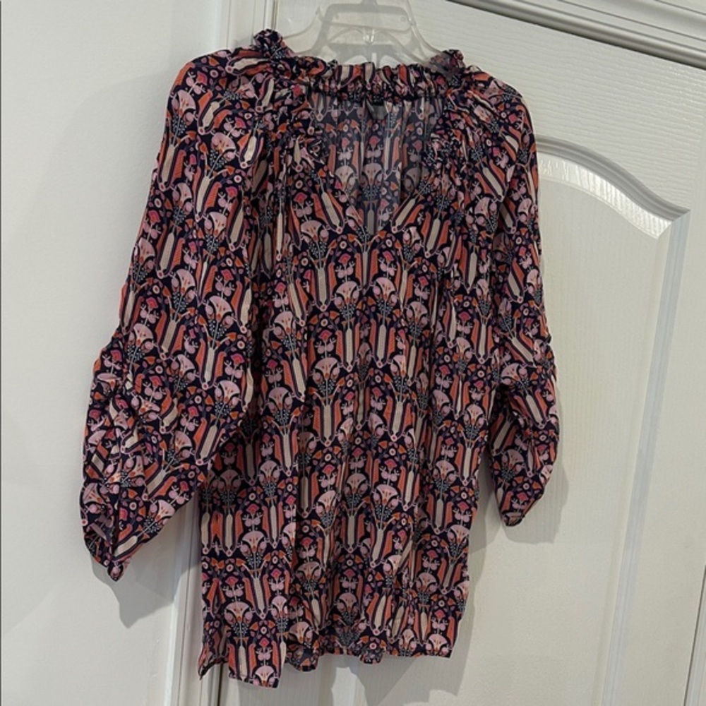 Ellie Kai Elegant Floral Patterned Blouse 100% Silk